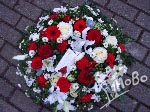 Mum Adored Liverpool wreath.